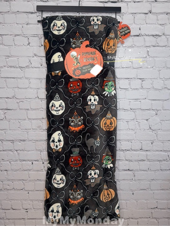 Johanna Parker Other - Johanna Parker Inspired Halloween Throw Blanket